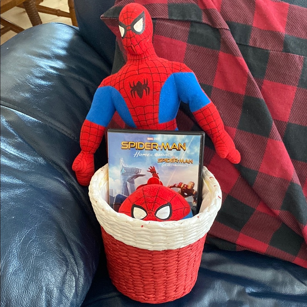 Spider-Man gift basket  Set